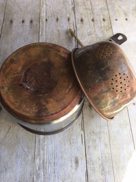cleaning copper pots